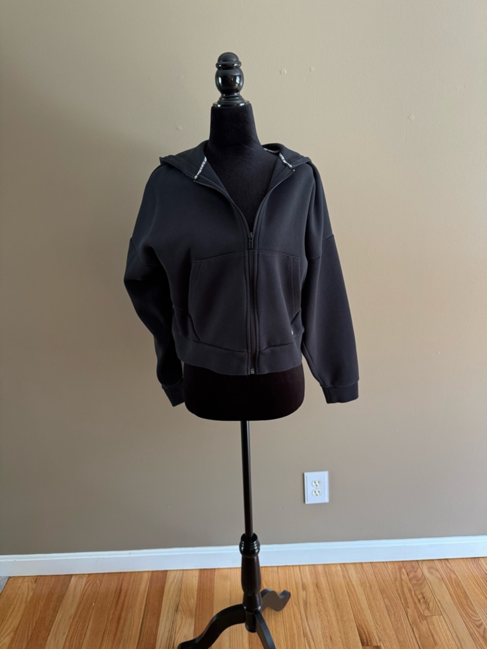 adidas women’s black cropped hoodie